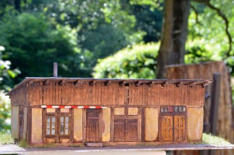 HOTOVÝ MODEL II